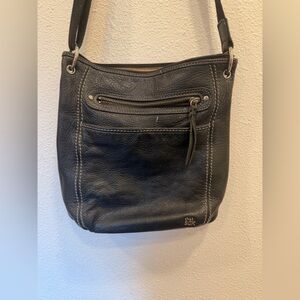 The Sak Black Leather Shoulder Bag with Zipper Detail